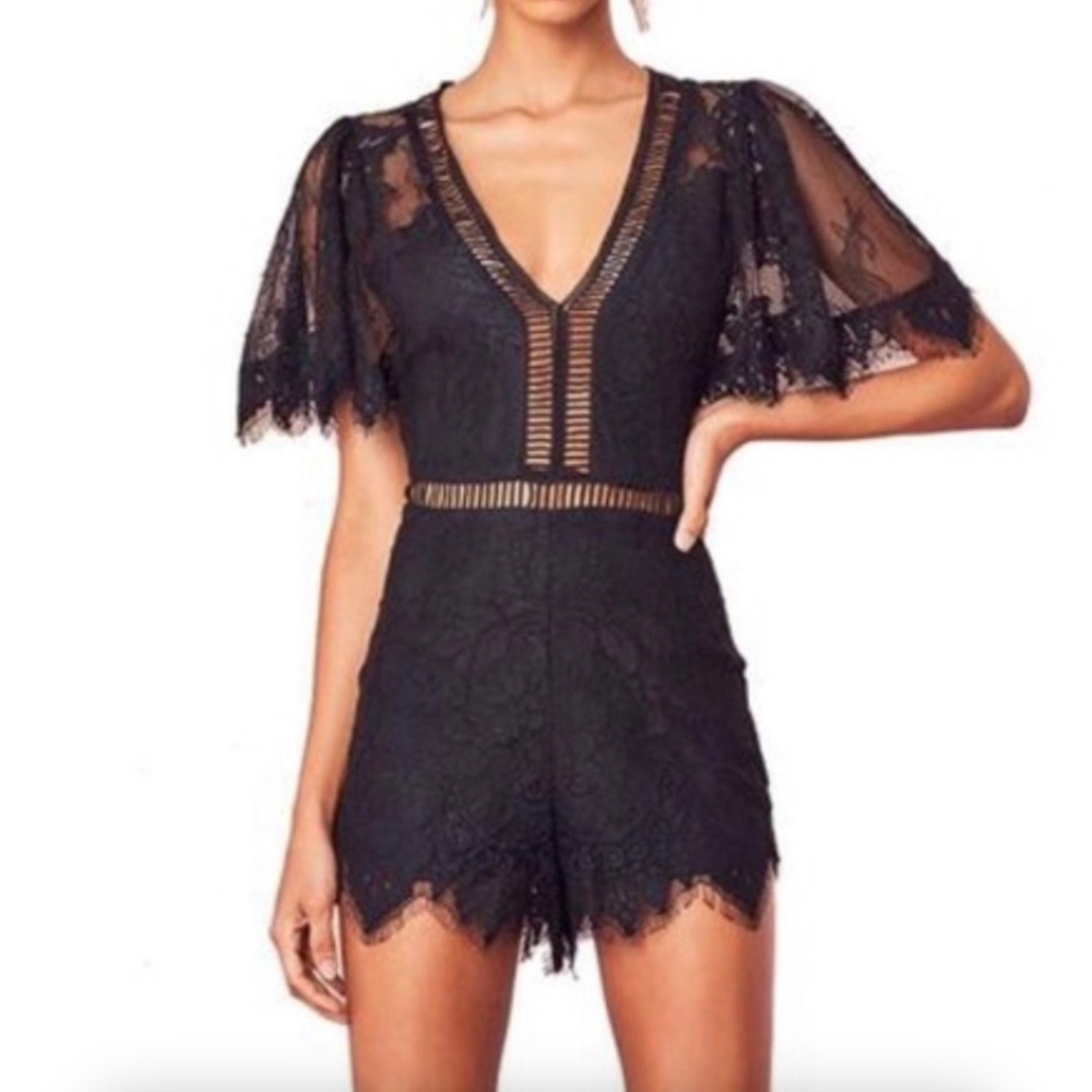 Lovers + Friends Sz M Josephine Romper Black Lace Flutter Sleeve Date Night LBD